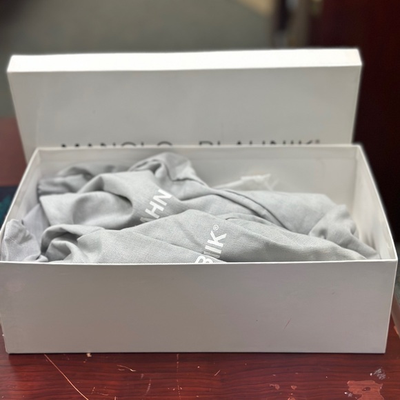 Manolo Blahnik tan and black leather and velvet jewled slingback kitten heel. - Picture 12 of 13